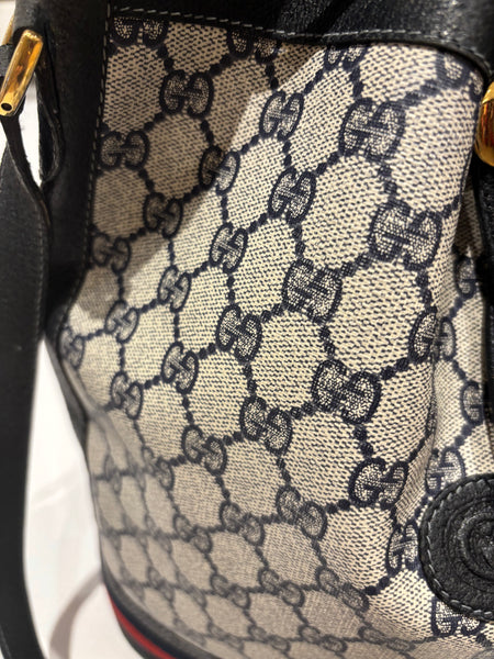 Gucci Supreme Monogram Bucket Bag