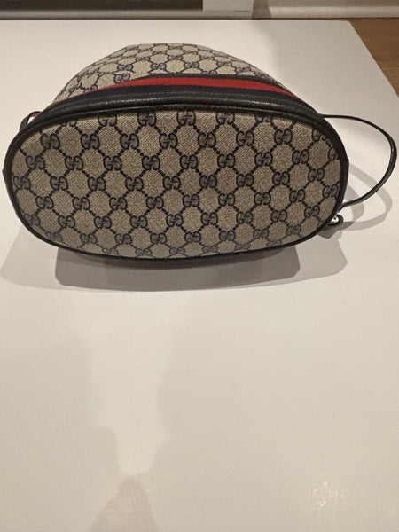 Gucci Supreme Monogram Bucket Bag