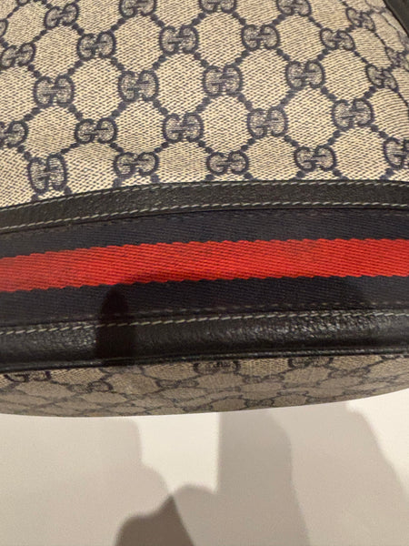 Gucci Supreme Monogram Bucket Bag