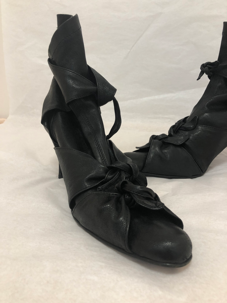 Romeo Gigli Black Leather Booties 36.5