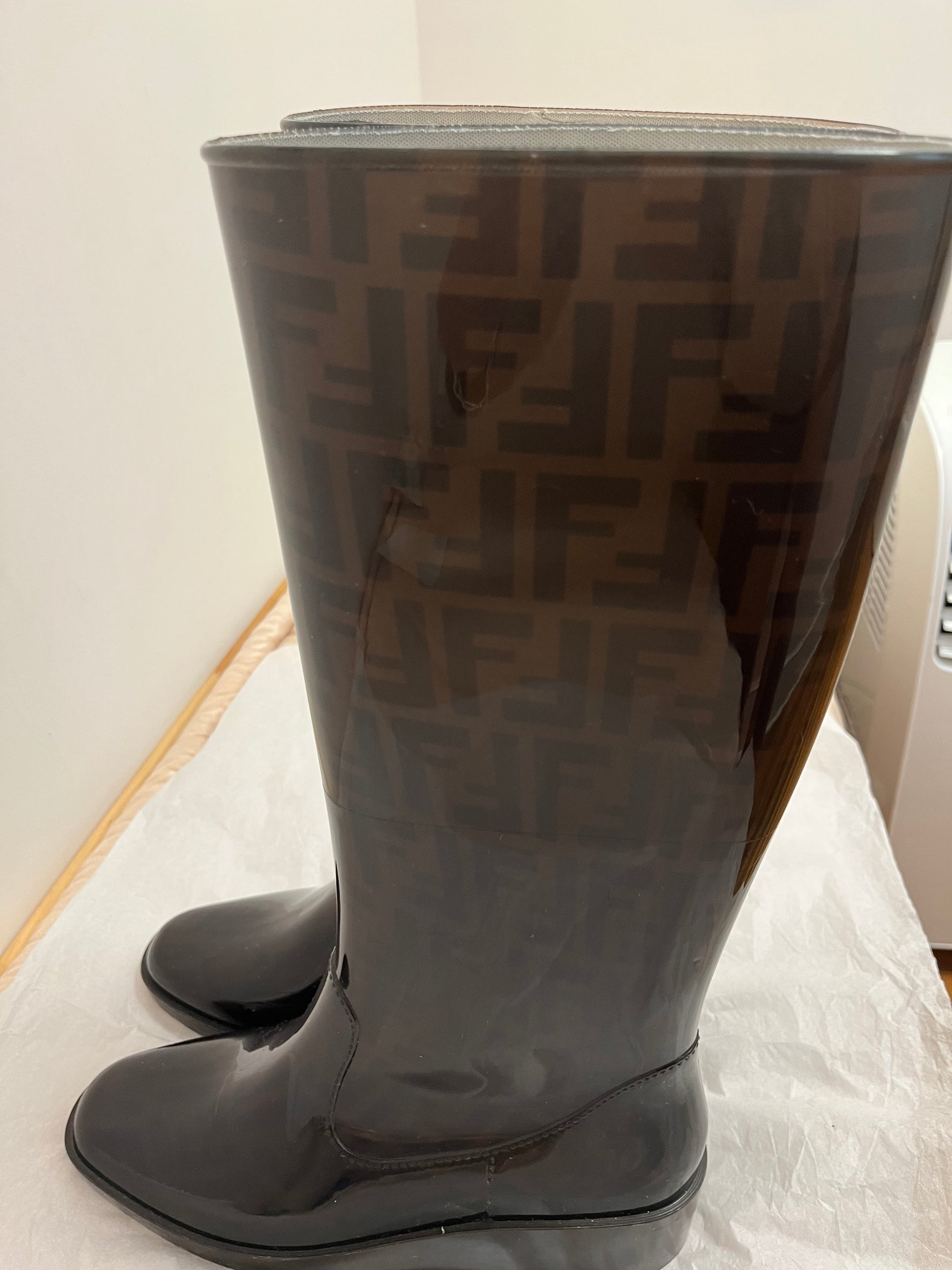 Fendi Rubber Boots Size 40