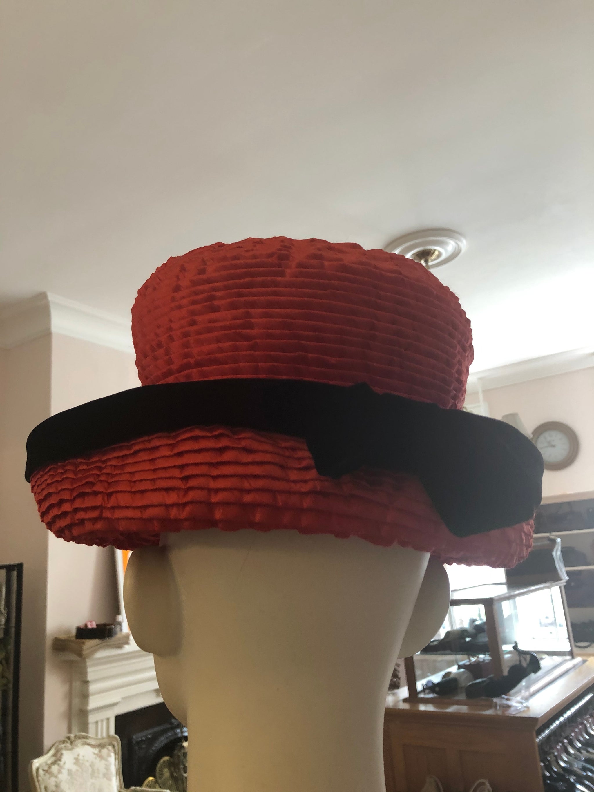Mr. John Jr Red Straw Hat display picture 1